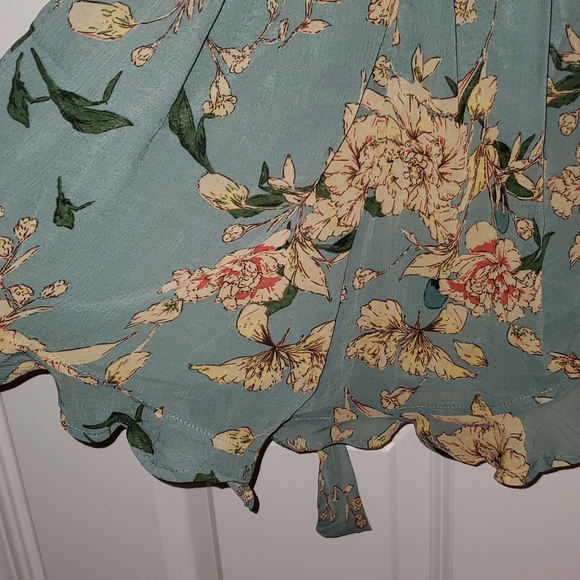 Romper - Picture 8 of 8